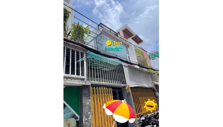 Nhà Trịnh Hoài Đức, ngay Vincom Plaza, ô tô tận cửa, 2T, ngang 6m, 75m2, nhỉnh 6 tỷ